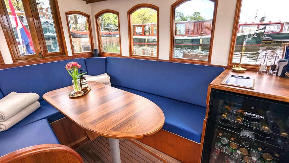 Spacious-boat-seating-area-interior-Amsterdam