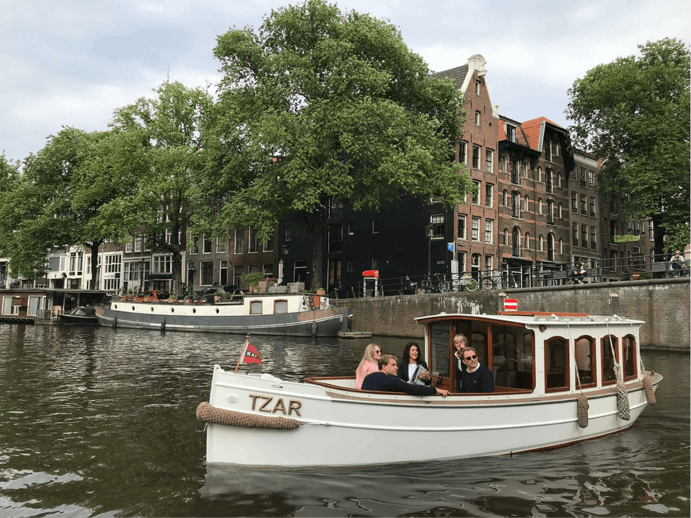 Luxury-boat-cruise-Amsterdam-city-view