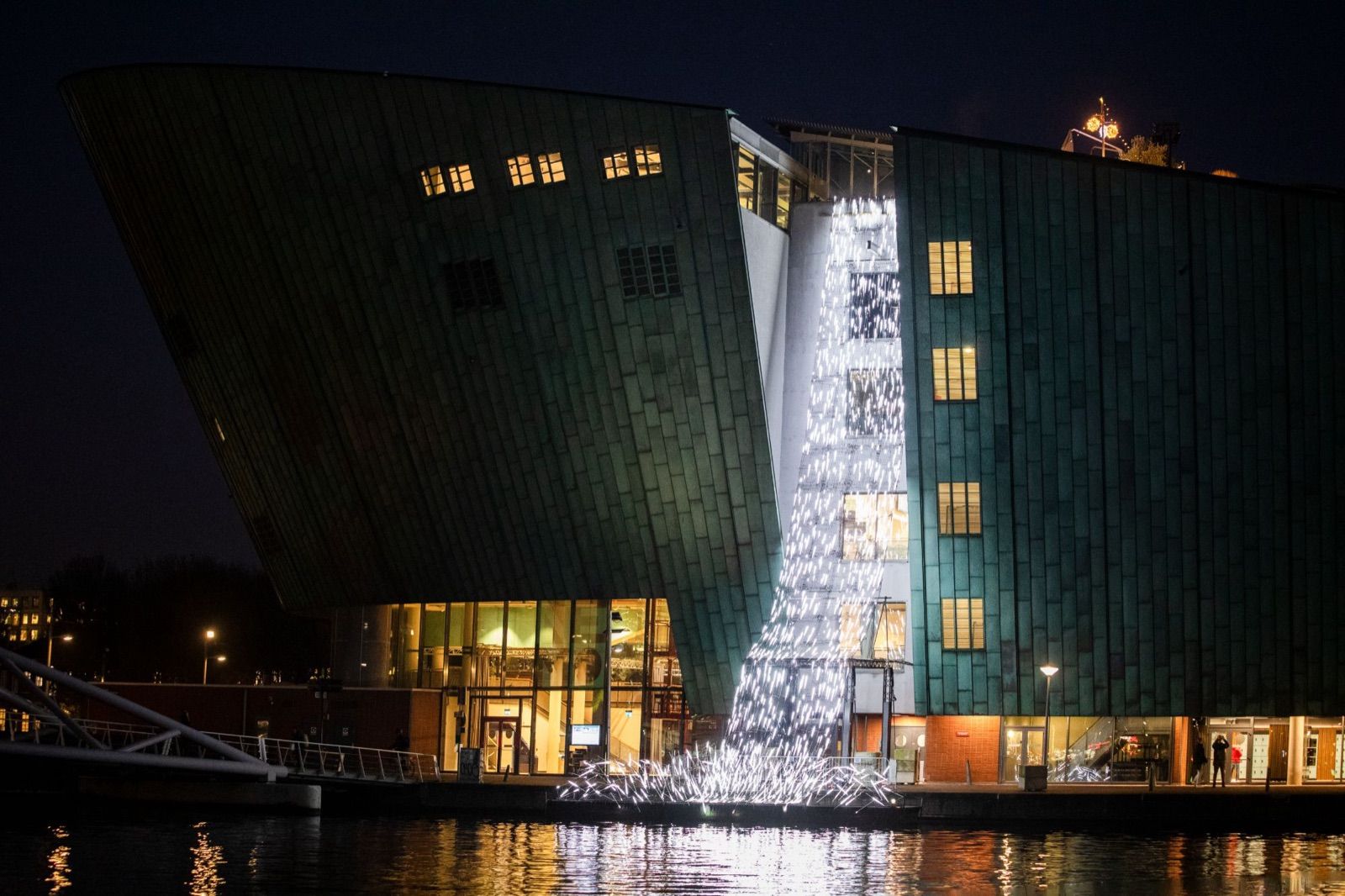 Light art at NEMO
